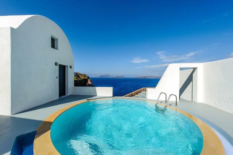 Ambassador Aegean Luxury Hotel And Suites