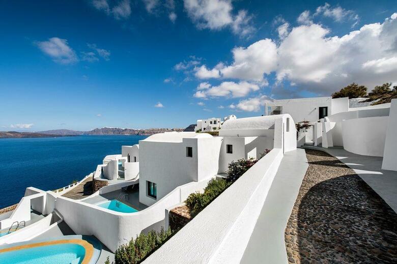 Ambassador Aegean Luxury Hotel And Suites