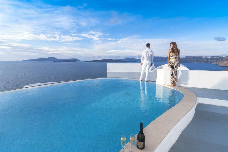 Ambassador Aegean Luxury Hotel And Suites