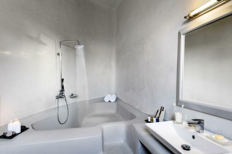 Ambassador Aegean Luxury Hotel And Suites