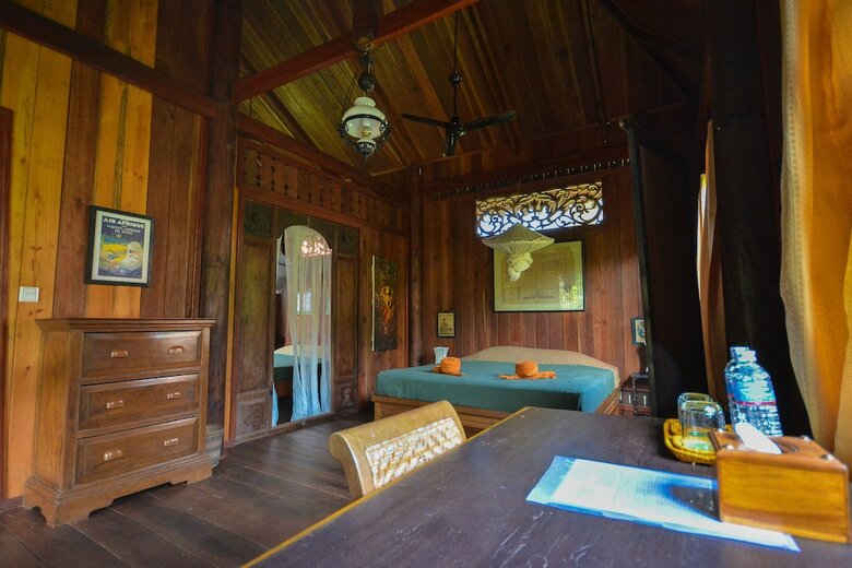 Hotel Rajabori Villas