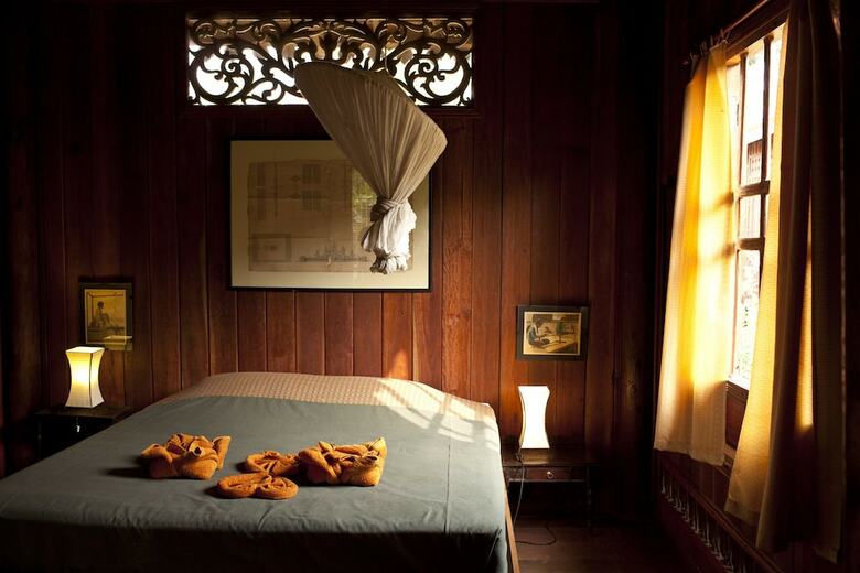 Hotel Rajabori Villas