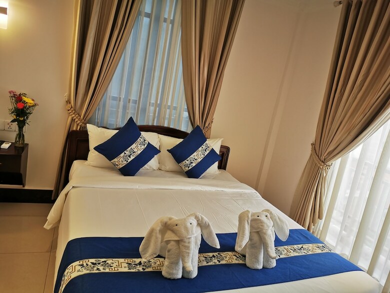 Jun Yue Hotel