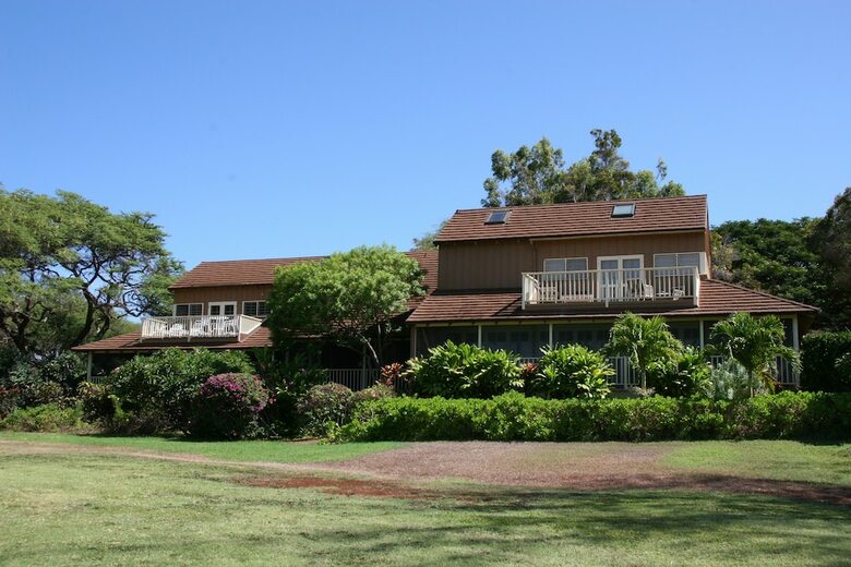 Molokai Vacation Properties ? Paniolo Hale