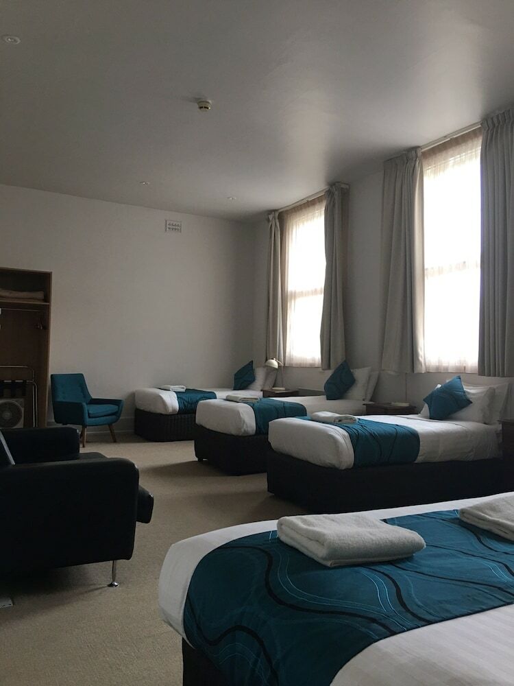 Customs House Hotel