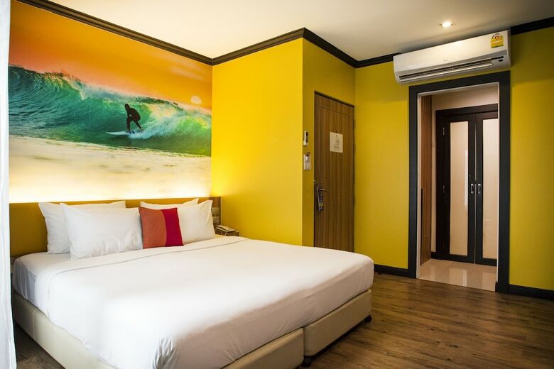Must Sea Hotel Kata