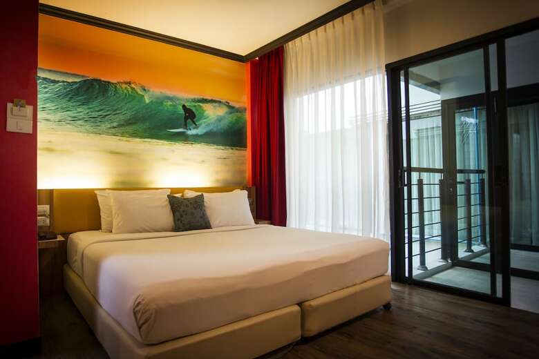 Must Sea Hotel Kata