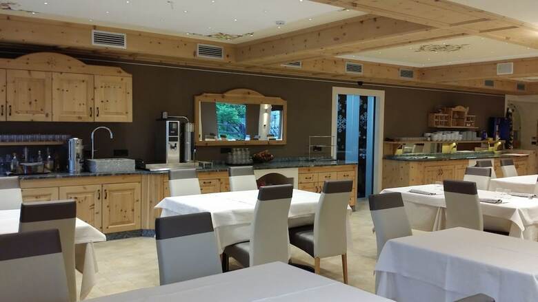 Alba Alpine Hotel