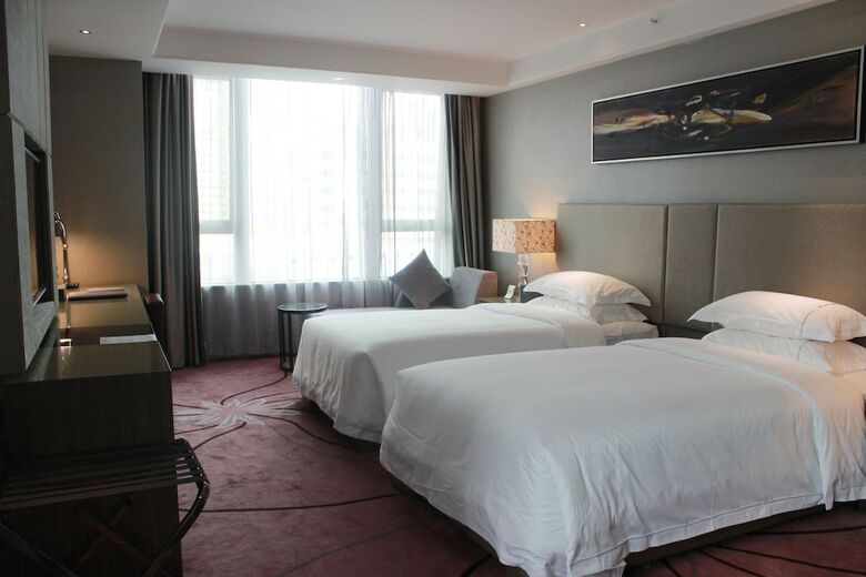 La Perle International Hotel