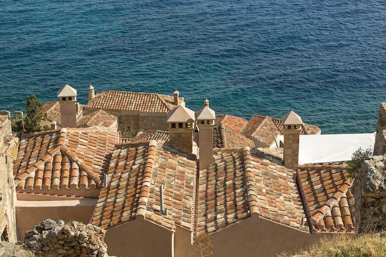 Hotel Moni Emvasis Luxury Suites