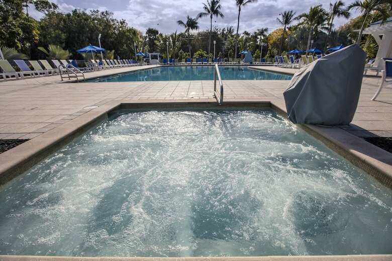 Hotel Ocean Pointe Suites At Key Largo
