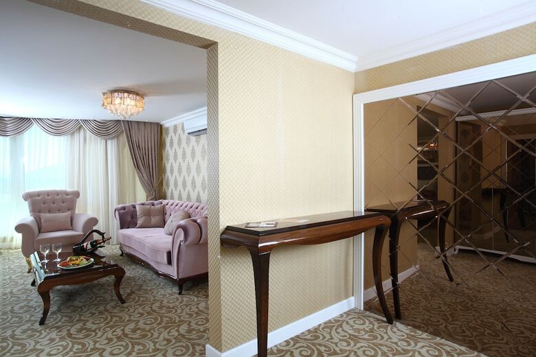 Royal Arena Hotel & Resort Spa - All Inclusive