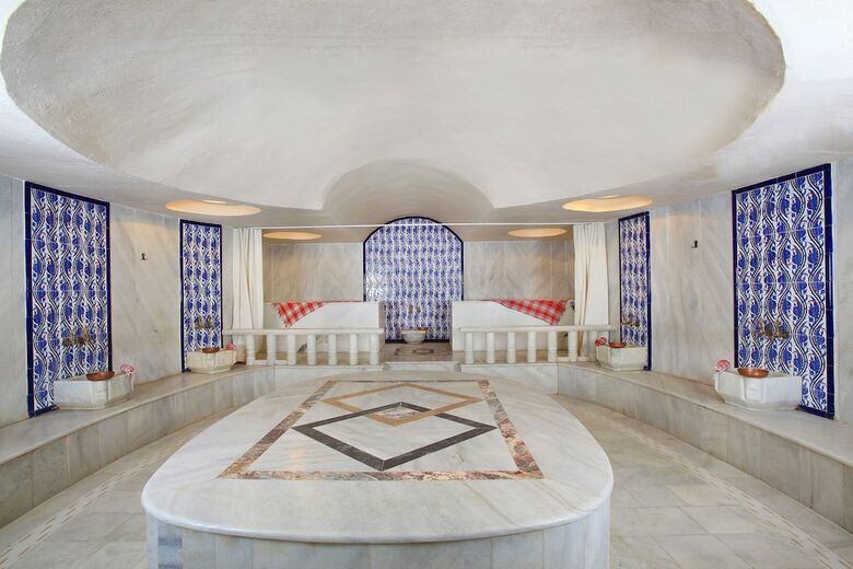 Royal Arena Hotel & Resort Spa - All Inclusive