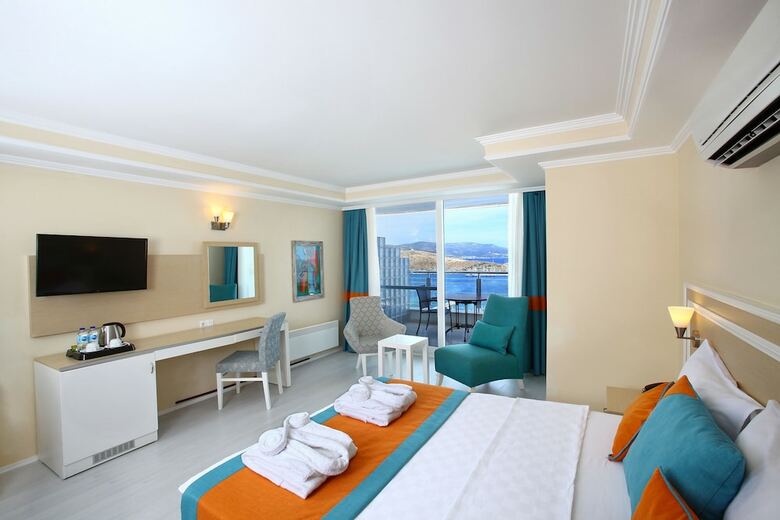 Royal Arena Hotel & Resort Spa - All Inclusive