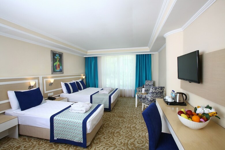 Royal Arena Hotel & Resort Spa - All Inclusive
