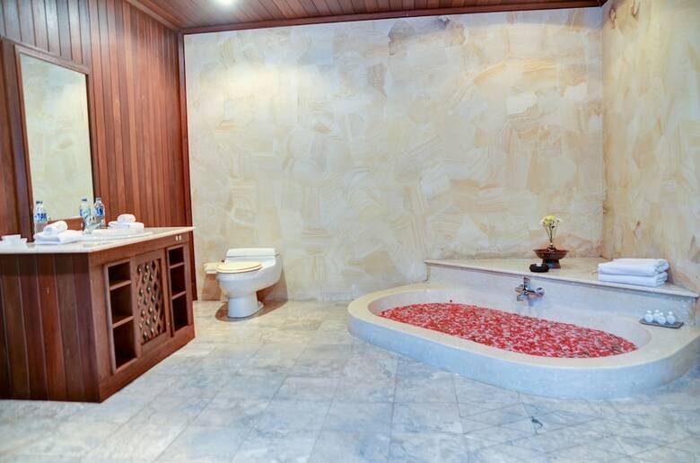 Hotel The Kampung Resort Ubud