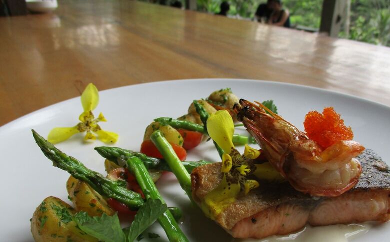 Hotel The Kampung Resort Ubud