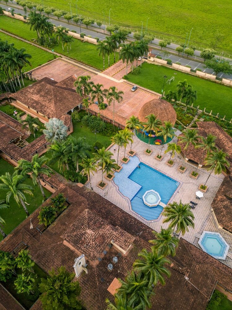 Hotel Campestre El Campanario