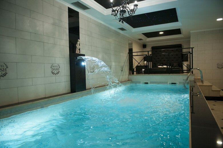 Dash Hotel