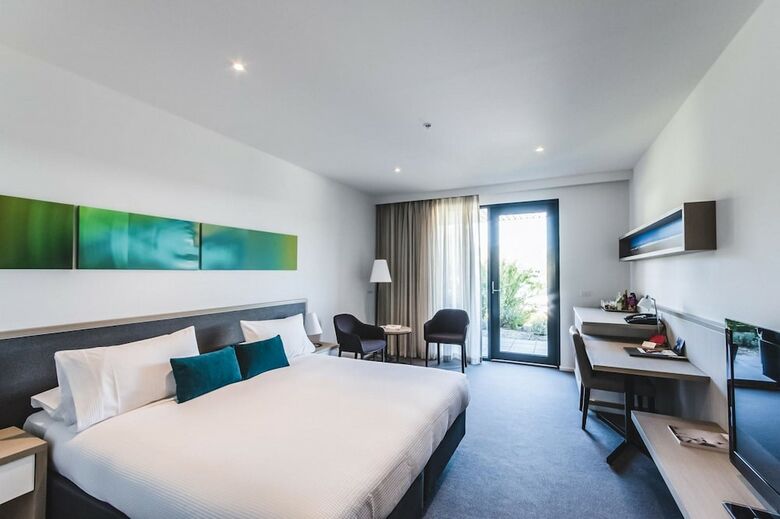 Flinders Hotel