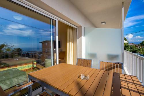 Apartments Rona Erea Icici