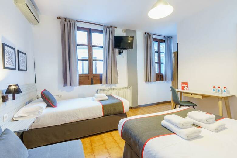Oyo Hostal Sanchez