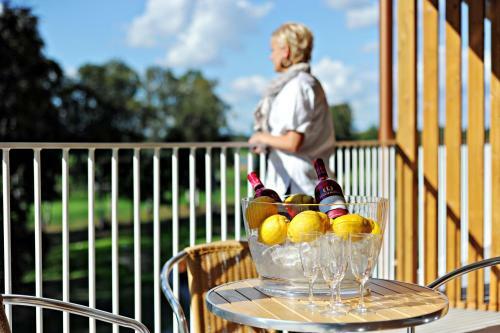 First Hotel Lind� Park