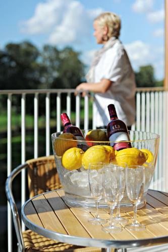 First Hotel Lind� Park