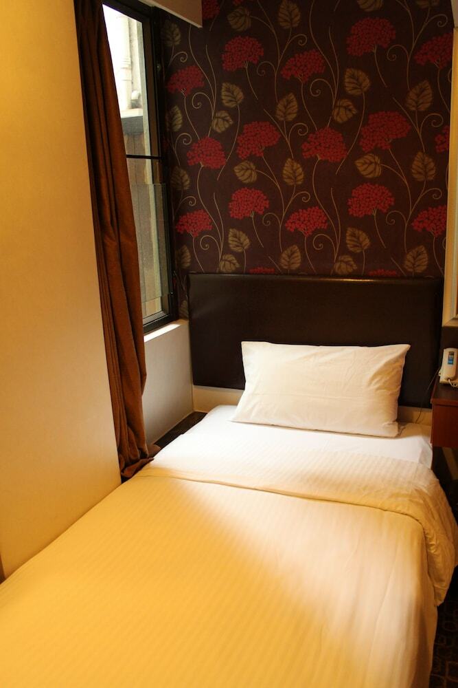 Lander Hotel Prince Edward