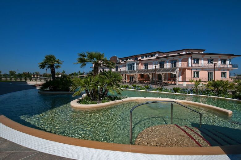Hotel L'araba Fenice