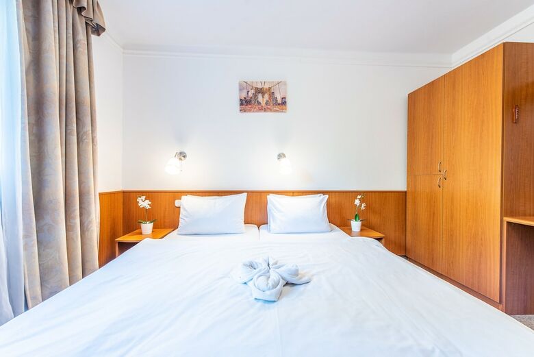 Korona Hotel Panzio