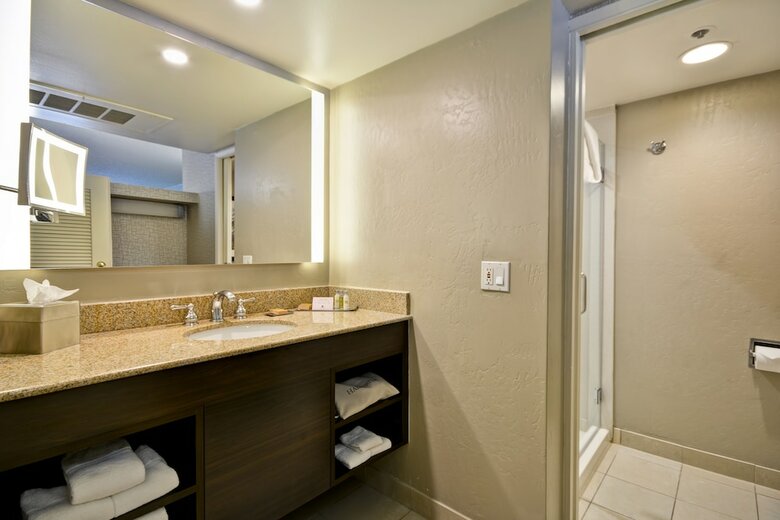 Hotel Doubletree By Hilton Phoenix North