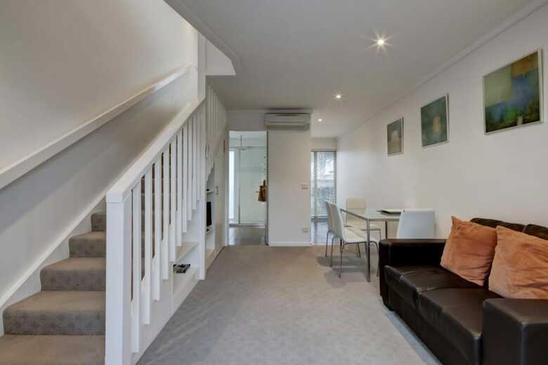 Ashmont Motor Inn & Apartments