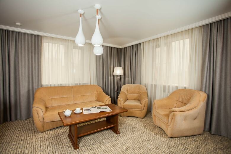 Platan Yuzhniy Hotel