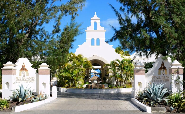Hotel Spice Island Beach Resort