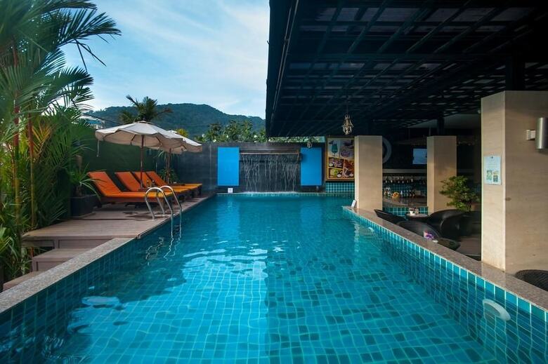 Hotel Tuana Blue Sky Patong