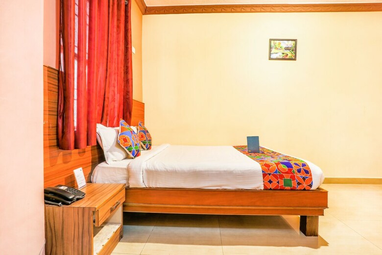 Fabhotel City Comforts Inn