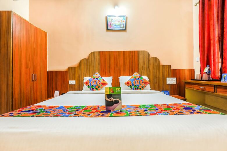 Fabhotel City Comforts Inn