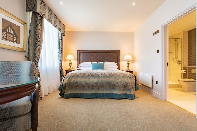 The Swans Nest Hotel