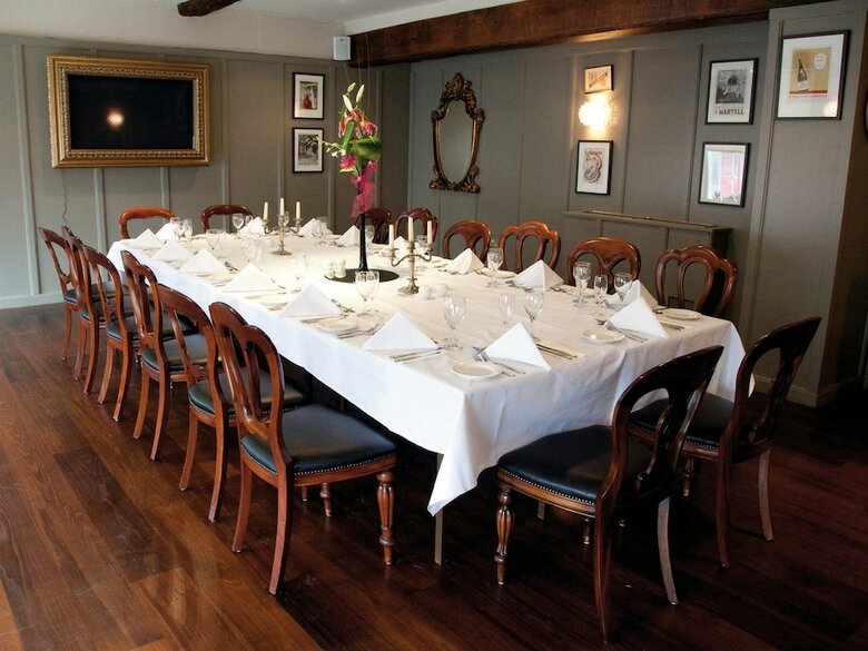 The Swans Nest Hotel
