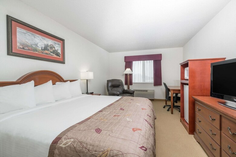 Hotel Baymont By Wyndham Marshfield