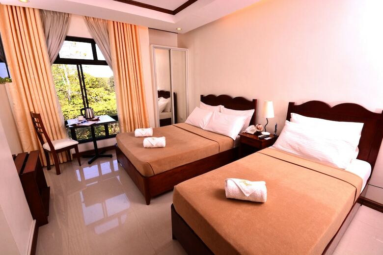 Hotel Ipil Suites Puerto Princesa