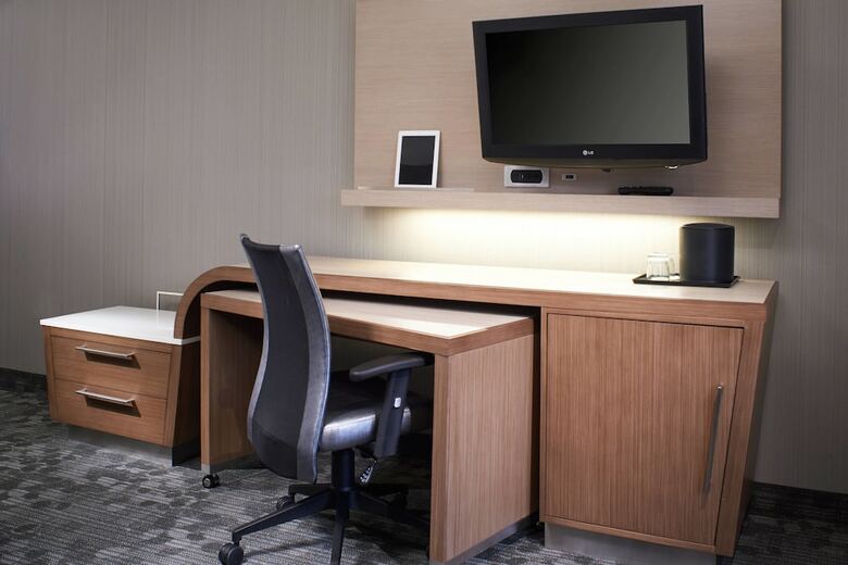 Hotel Courtyard By Marriott Cleveland Independence
