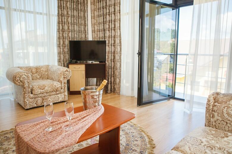 Ekodom Adler 3*, Hotels&spa
