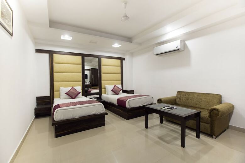 Hotel Krishna Deluxe