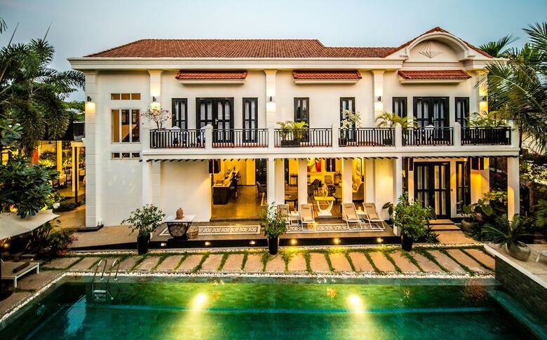 Mulberry Boutique Hotel