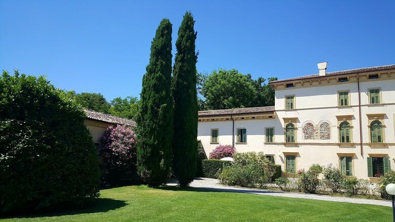 Hotel Villa Del Quar