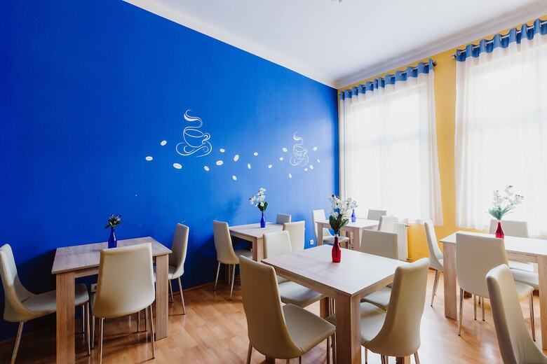 Hostal Tara Hostel