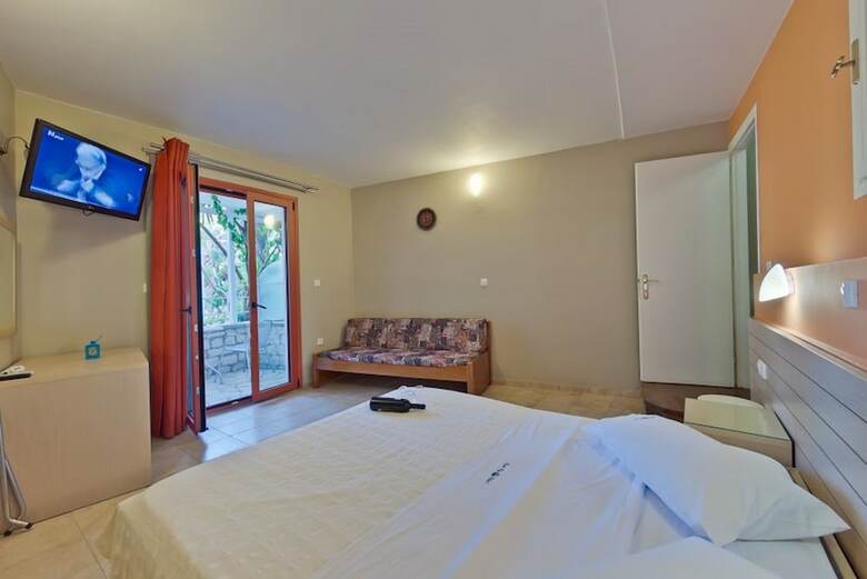 Aparthotel Rouda Bay Hotel