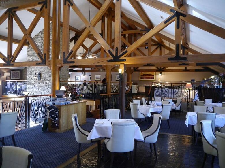 Mill Park Hotel